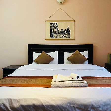 Cloud 9 Garden Hotel Kathmandu Exterior photo